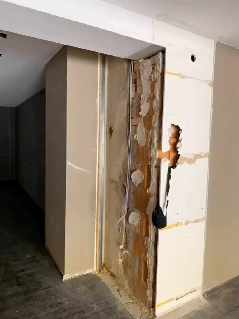 Instagram post from sherostyle2_friseur. This post is in position 16.