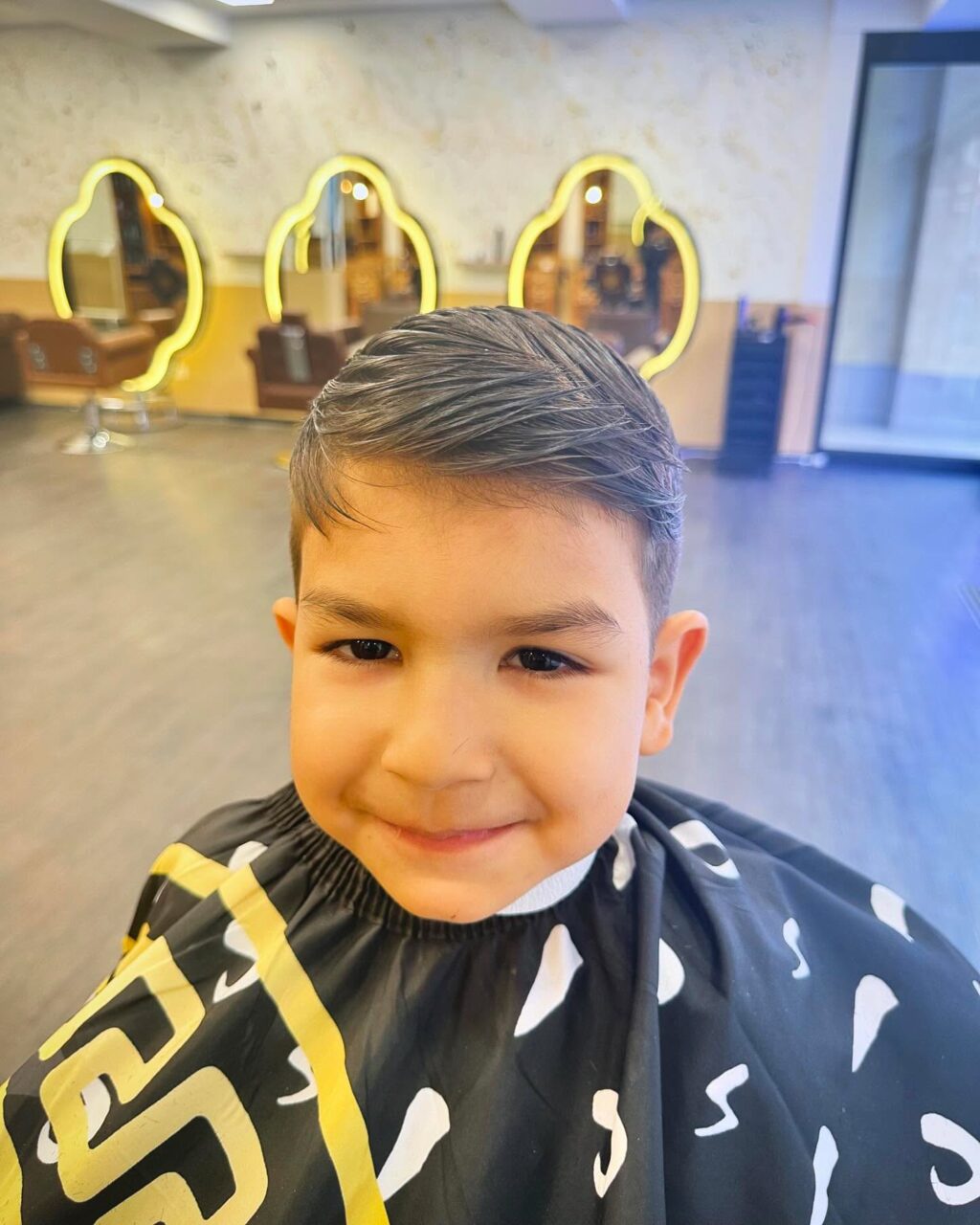 Instagram post from sherostyle2_friseur. This post is in position 0.