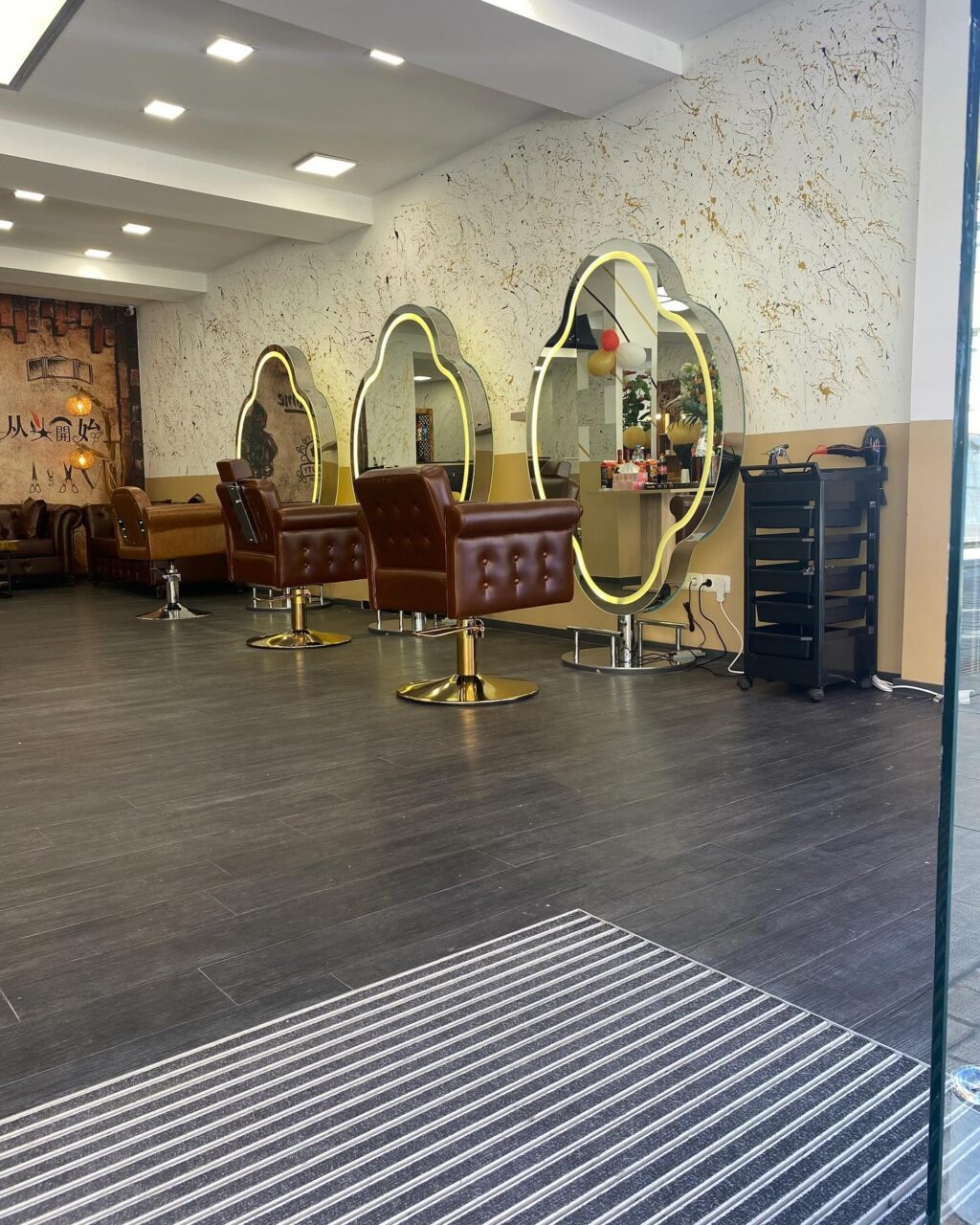 Instagram post from sherostyle2_friseur. This post is in position 3.