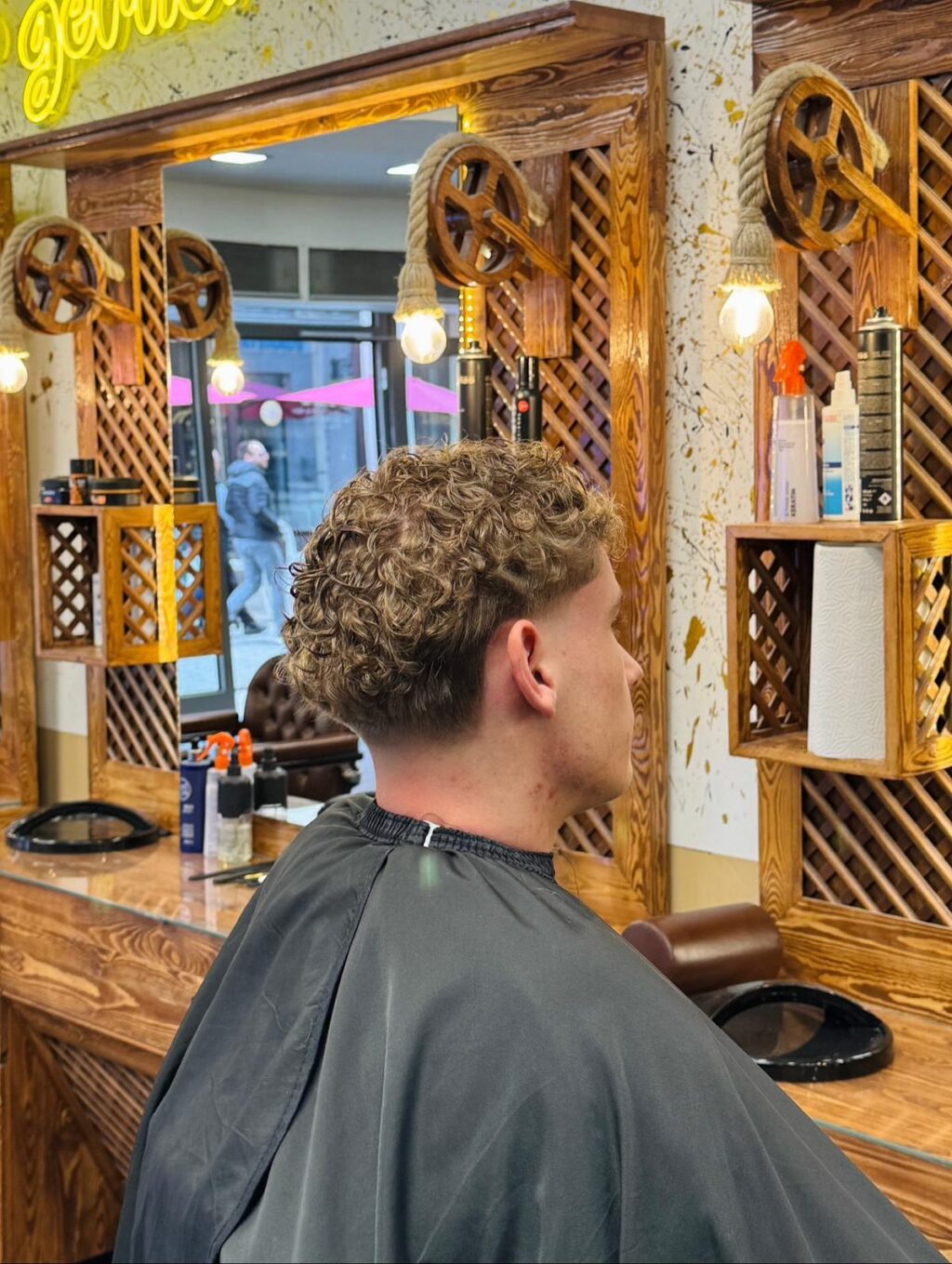 Instagram post from sherostyle2_friseur. This post is in position 1.