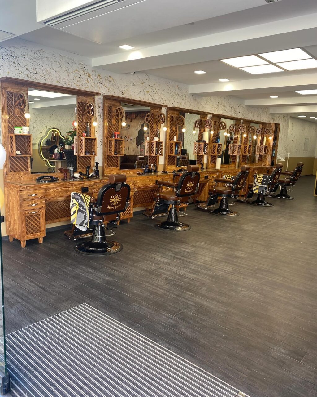 Instagram post from sherostyle2_friseur. This post is in position 5.